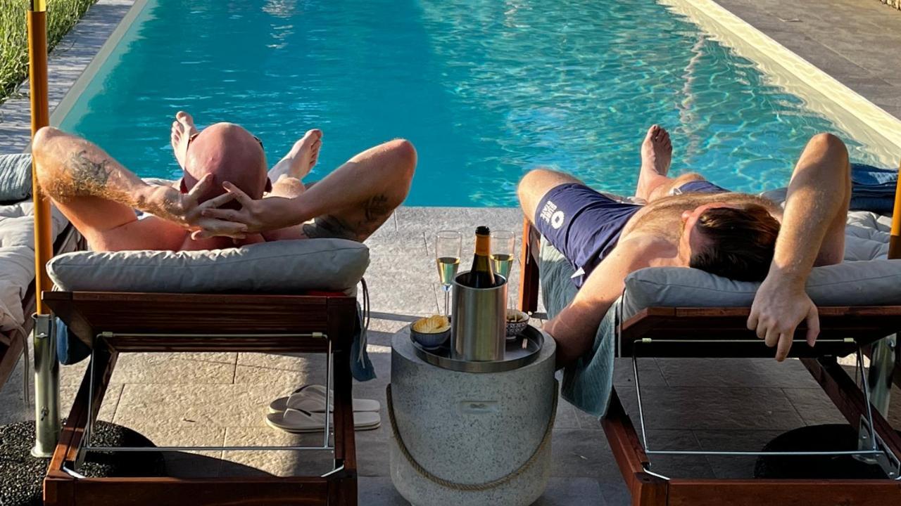 Cascina Giantino Suite Cantina - G A Y - M E N - O N L Y (Adults Only) Montegrosso d'Asti Экстерьер фото